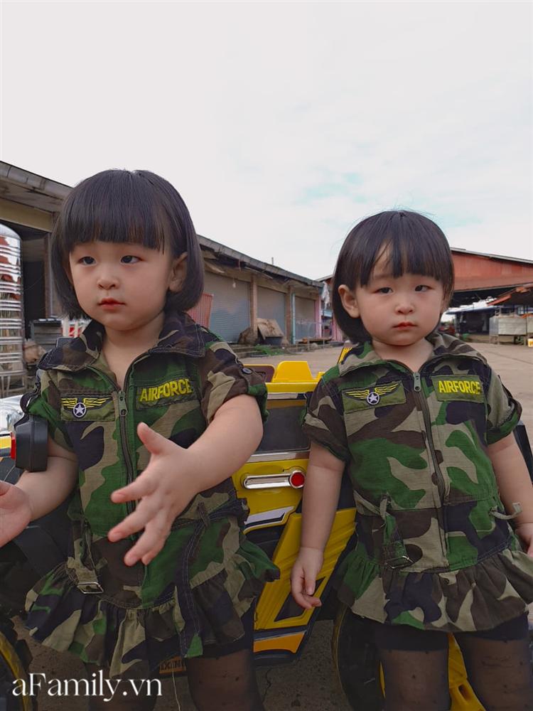 Mê tít cặp sinh đôi Cam và Dứa giống nhau như 2 giọt nước, ra đường ai cũng tấm tắc khen xinh như diễn viên Hàn Quốc-7