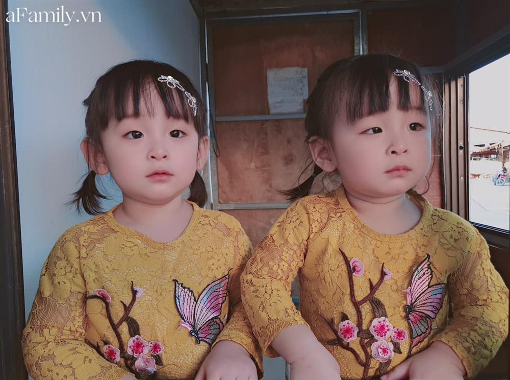 Mê tít cặp sinh đôi Cam và Dứa giống nhau như 2 giọt nước, ra đường ai cũng tấm tắc khen xinh như diễn viên Hàn Quốc-11