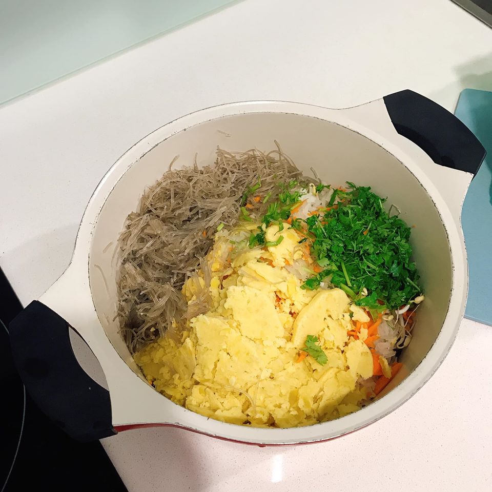 Vụng về không biết rán nem thì nên học hỏi bí quyết này, kiểu gì cũng được mẹ chồng khen nức nở-2