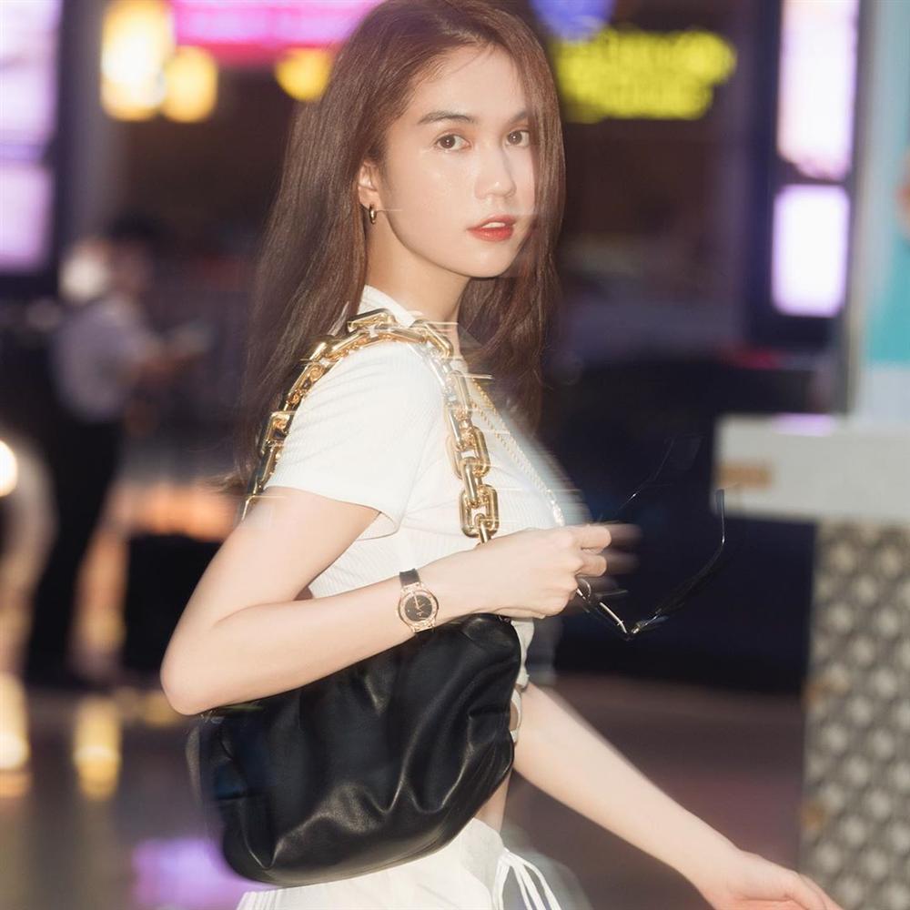 Đụng hàng chiếc túi da 75 triệu, Ngọc Trinh bất ngờ lấn át cả Song Hye Kyo: Sự an toàn quá mức khiến ngọc nữ xứ Hàn mờ nhạt toàn tập-1