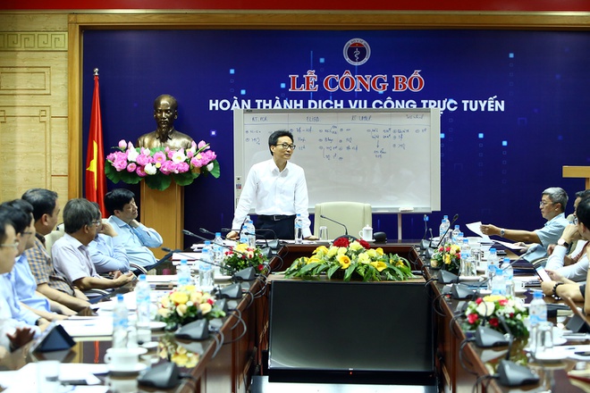 Việt Nam chuẩn bị phương án thời chiến đề phòng dịch Covid-19 xấu đi-1