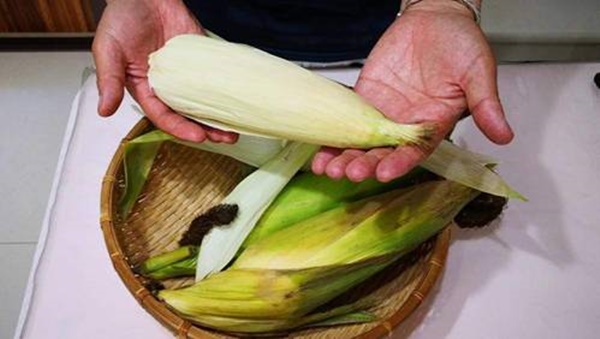 Ăn ngô 30 năm giờ mới biết cách bảo quản ngô như thế nào để cả năm không hỏng-1