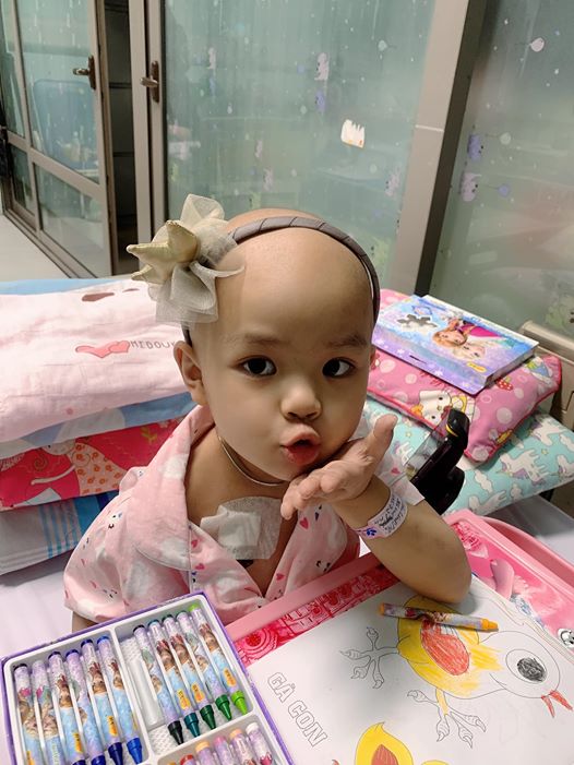 Hành trình cùng con chống chọi với ung thư của ông bố trẻ khiến bao người bật khóc-4