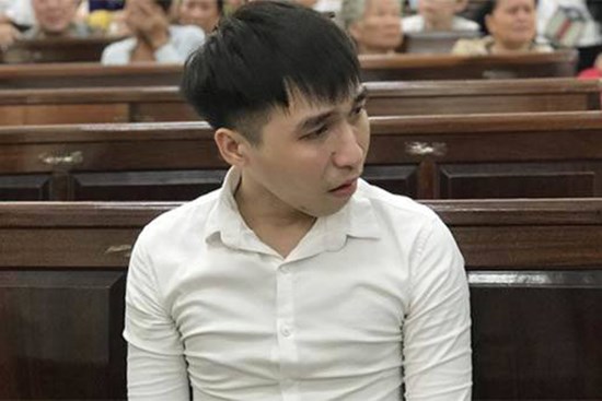 Sự day dứt của kẻ cuồng ghen, lừa người yêu nhắm mắt tặng quà rồi sát hại