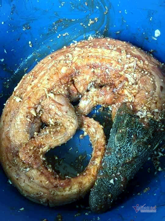 Cá sấu nguyên con rẻ như rau, nướng ăn liền ngày bán 2 tạ-5