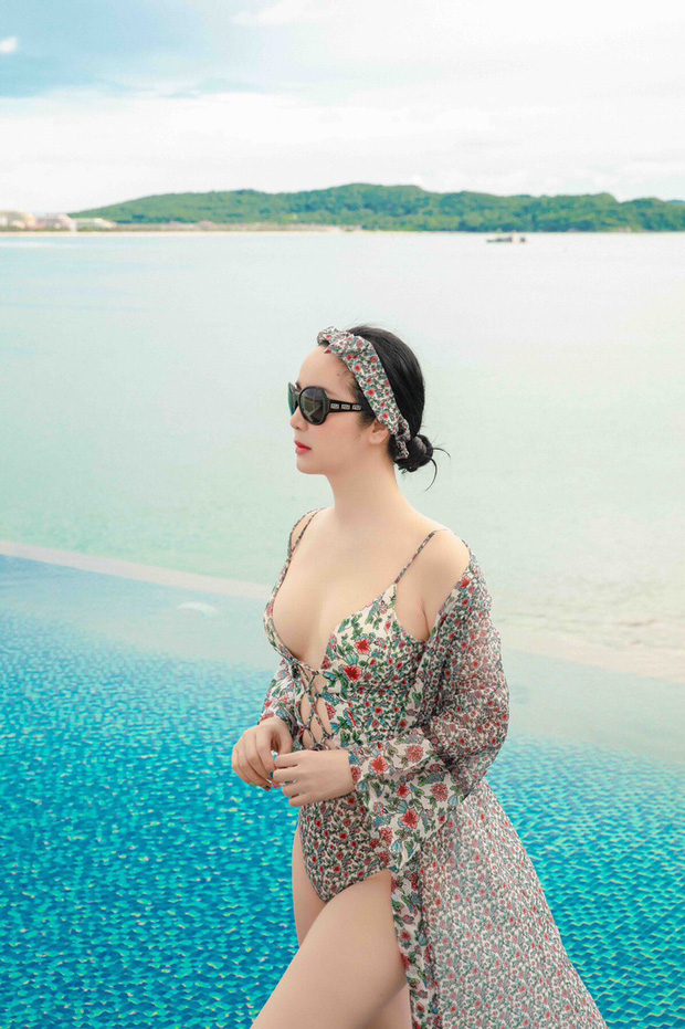 Hoa hậu Giáng My gây sốt khi diện đồ bơi khoe vòng 1 bốc lửa, ai tin đây là vóc dáng của mỹ nhân U50?-4