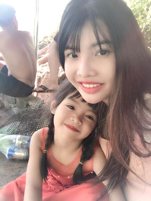 Mẹ đơn thân đập cả mặt xây mới, nhan sắc con gái chào đời trước thẩm mỹ được chú ý-3