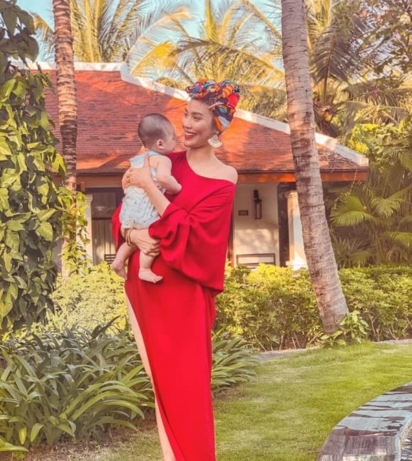 Không chỉ xinh đẹp, Lan Khuê còn giỏi lên thực đơn ăn dặm cho con trai gia thế khủng-2