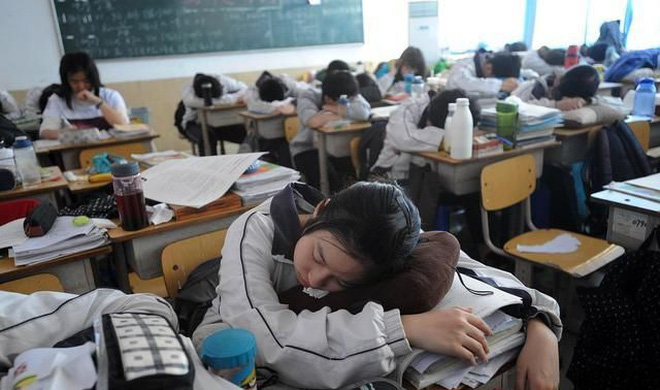 Kỳ thi đại học khốc liệt nhất thế giới sắp diễn ra ở Trung Quốc khủng khiếp đến mức nào?-10