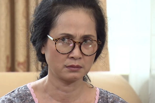 Chăm sóc mẹ chồng suốt 2 năm nằm liệt giường, tôi không ngờ trước khi lâm chung, bà để lại một tờ di chúc khiến tôi sững sờ và phải kịch liệt phản đối-2