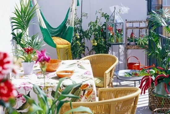 Những mẫu ban công mùa hè nhìn đã thấy mê