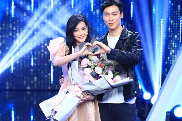 Hot girl phẫu thuật thẩm mỹ Vũ Thanh Quỳnh sau 7 năm lột xác: Lộng lẫy hơn, giàu có thêm-14