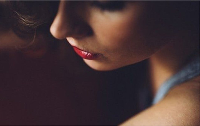 Im lặng là tiếng khóc lớn nhất của phụ nữ, cũng là sự kháng cự thầm lặng nhất-3