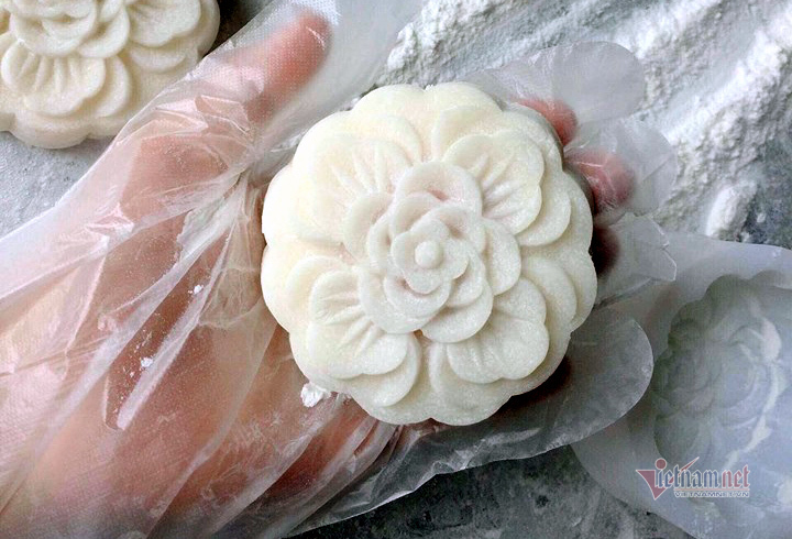 Chính hè nóng 40 độ, rao bán bánh trung thu ngắm trăng hóng gió-6