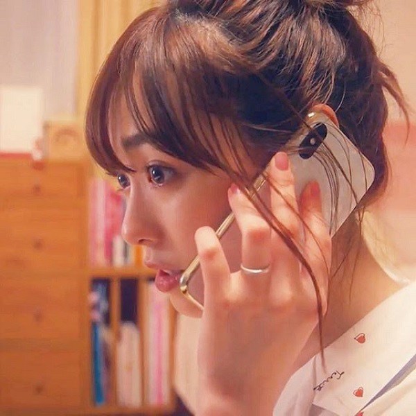 Chồng đi công tác, tăng ca về muộn tôi rợn tóc gáy phát hiện người đàn ông lạ dưới chăn-1