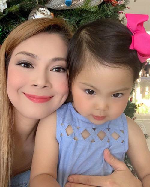 Kín tiếng chuyện lấy đại gia nhưng Thanh Thảo nuôi con gái chuẩn rich kid, nhìn tủ đồ là hiểu-1