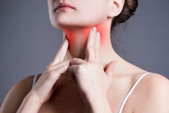 Có những dấu hiệu cảnh báo này, chị em cần đi khám sàng lọc ung thư ngay