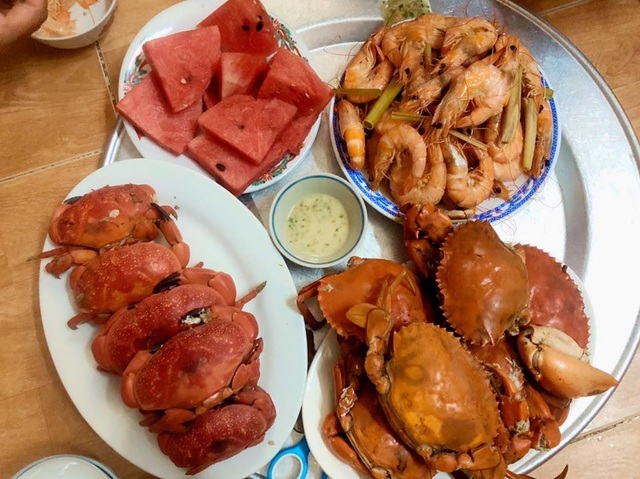 Ăn như cua hoàng đế, cả cân chưa được 1 lạng thịt chị em vẫn tranh mua-4