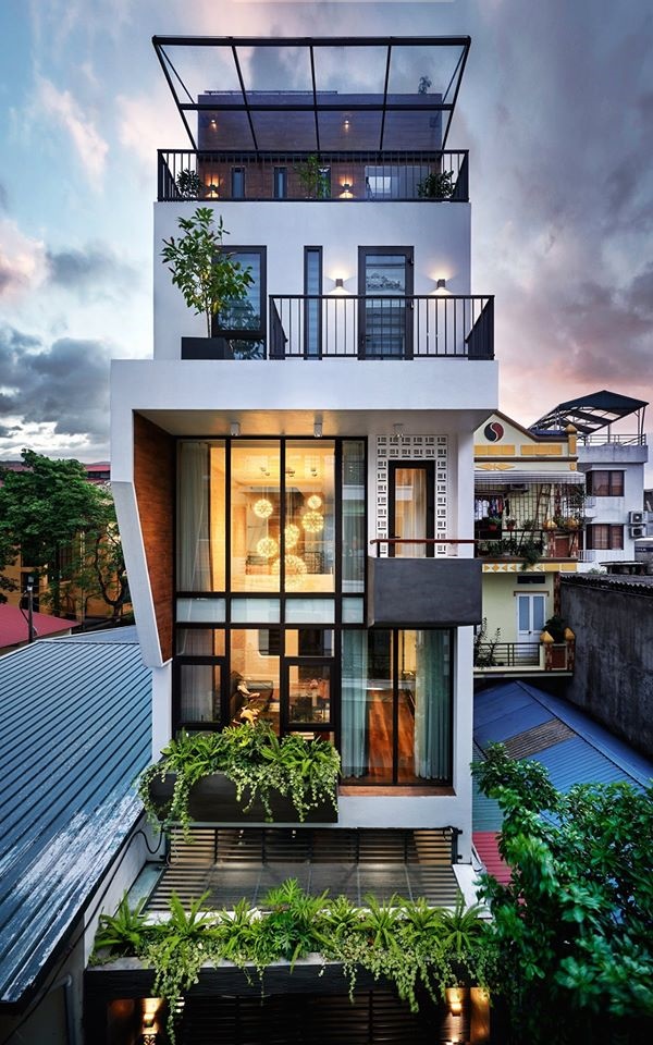 Chàng trai Hà Nội xây nhà đẹp báo hiếu bố mẹ, chỉ luôn cách tận dụng ánh sáng tự nhiên chẳng tốn tiền điện-1