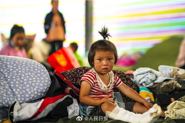 Những hình ảnh đáng sợ về cơn đại hồng thủy ở miền Nam Trung Quốc gây ra bởi những cơn mưa dai dẳng kéo dài hơn 30 ngày-35