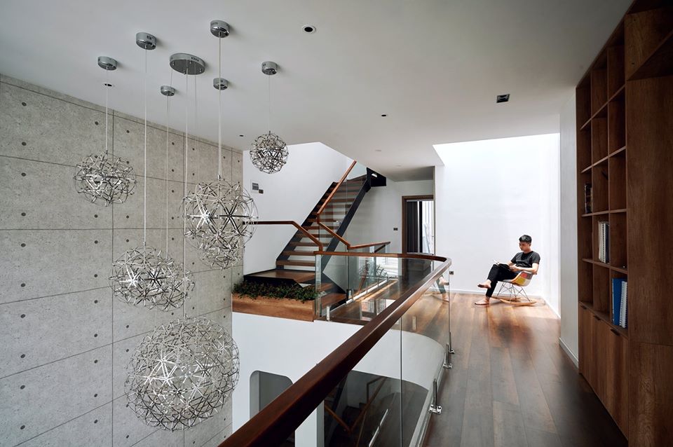 Chàng trai Hà Nội xây nhà đẹp báo hiếu bố mẹ, chỉ luôn cách tận dụng ánh sáng tự nhiên chẳng tốn tiền điện-14