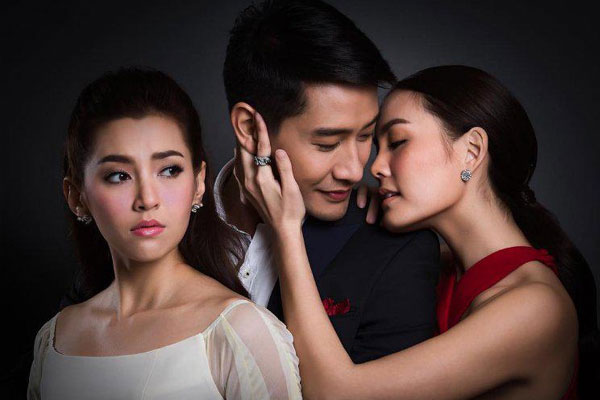 Chuyện cười ra nước mắt: Kẻ thứ 3 bị đánh ghen tại nhà nhưng lại phát hiện ra chân ái thực sự vì vợ nhân tình quá khí chất-1