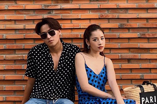 Kenshj Phạm bay ra Hà Nội hội ngộ Chi Pu và SunHt, không quên quay story cho thiên hạ biết mình thân nhau đến thế nào