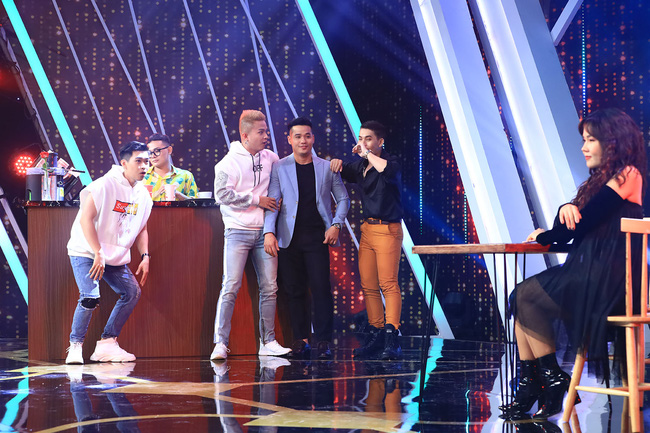 Người ấy là ai?: Khán giả chia làm 2 phe xoay quanh chàng CEO khiến Hương Giang - Trấn Thành phải tranh cãi về mối tình 18 năm-2