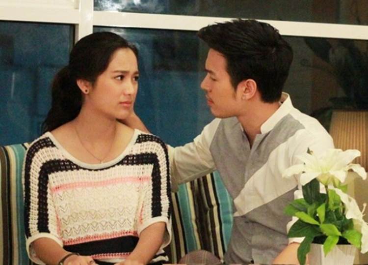 Mua được chung cư hạng sang nhưng chồng vẫn mang chiếc giường cũ kỹ về nhà mới, cô vợ khó chịu thắc mắc thì lập tức đỏ hoe mắt trước câu trả lời của anh-2