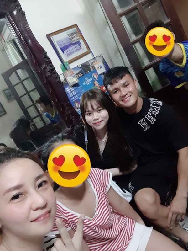 Huỳnh Anh theo dõi lại Instagram Quang Hải, tiếp tục chứng minh không bỏ rơi bạn trai sau ồn ào-5