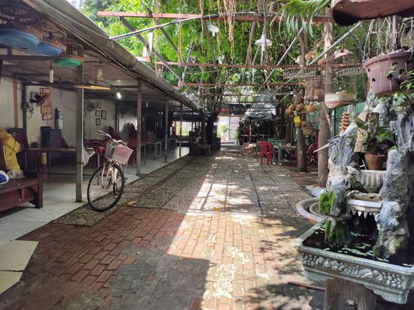 Vụ bị đơn định nhảy lầu ở tòa: Tôi đã tin tưởng tuyệt đối ông bà chủ, cầm cố giấy tờ nhà của ba mẹ để mua đất-1