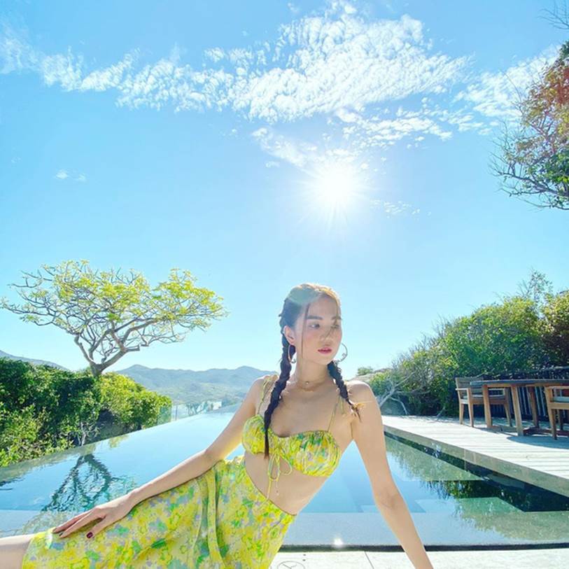 Khoe khoảnh khắc gợi cảm nhưng Ngọc Trinh lại bẽ mặt vì lộ khuyết điểm này-4