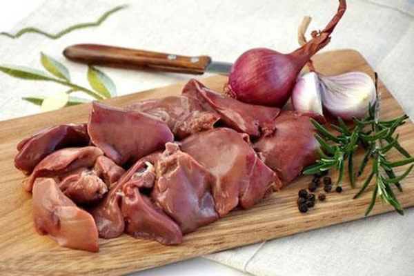 Chuyên gia cảnh báo: 3 bộ phận trên con gà dù thích đến đâu bạn cũng không nên ăn-3