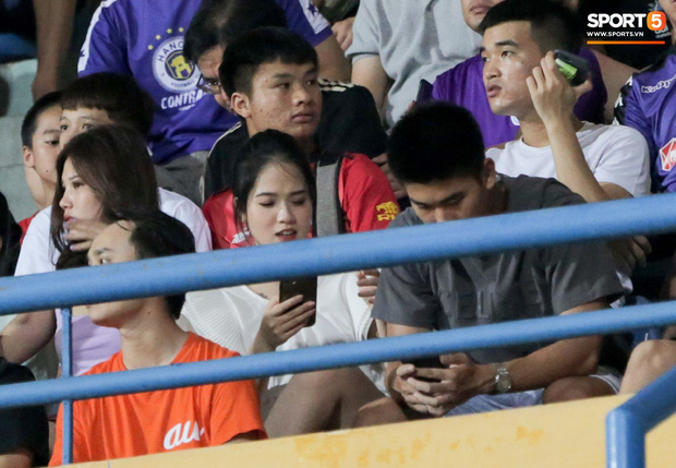 Lên báo nói về chuyện yêu Quang Hải chưa được bao lâu, Huyền My đã dính nghi vấn hẹn hò sao trẻ CLB Viettel-2