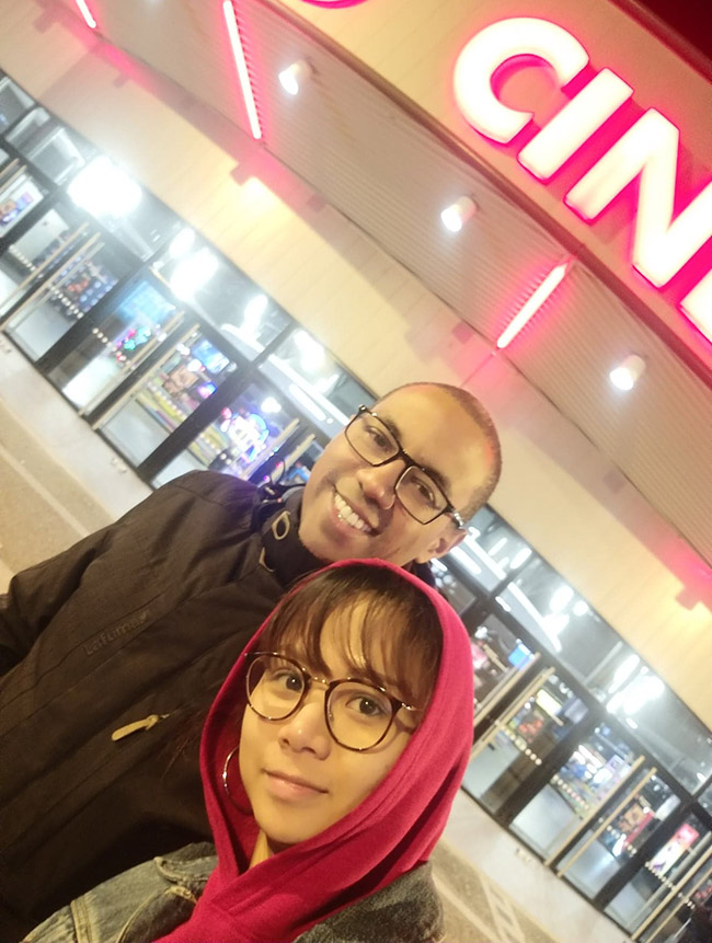 Ngày mình đòi ly dị, bố của con mình bảo: Ly dị thì thành cái đồ nạ dòng à? Ai người ta thèm lấy cái đồ nạ dòng? Ai thèm nuôi dạy con cô?”-1