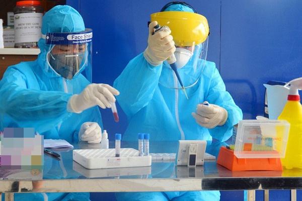 Phát hiện 14 trường hợp dương tính với COVID-19 tại khu cách ly ở Thanh Hóa-1