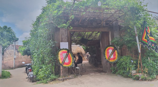 Người thân đau đớn tại lễ tang của 3 mẹ con tử vong dưới sông Bắc Giang: Thương 2 đứa bé đẹp và ngoan lắm, con nhỏ mới 8 tháng mà xảy ra cơ sự này-5