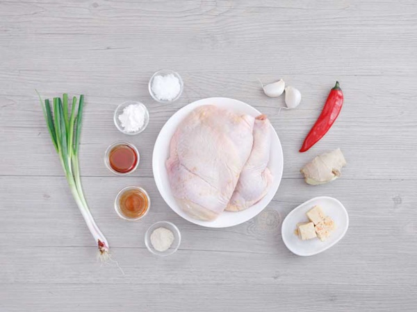 Nắng nóng làm ngay món gà hấp ăn tối thơm mềm lại không phải nấu nướng nhiều-1