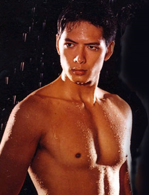 Nhan sắc xuống dốc không phanh của loạt nam thần đình đám showbiz Việt sau thời gian dài vắng bóng-21