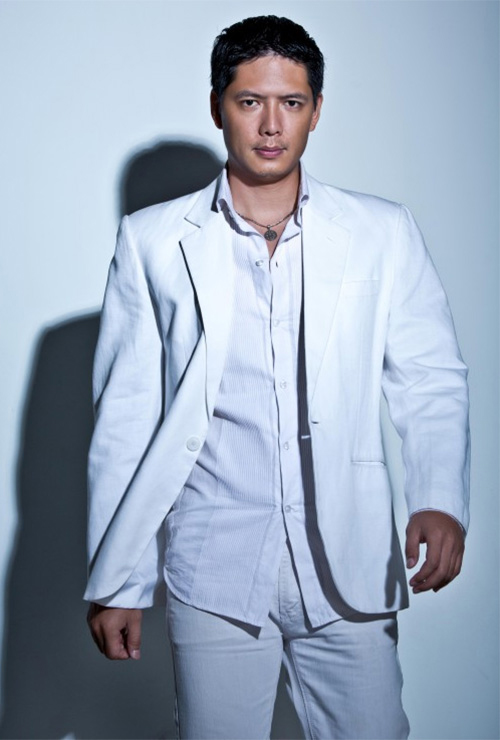 Nhan sắc xuống dốc không phanh của loạt nam thần đình đám showbiz Việt sau thời gian dài vắng bóng-22