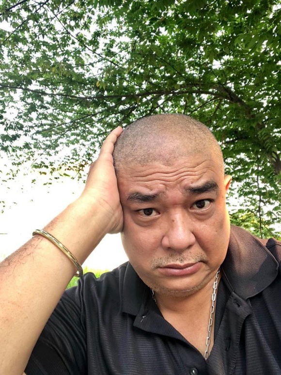 Nhan sắc xuống dốc không phanh của loạt nam thần đình đám showbiz Việt sau thời gian dài vắng bóng-7