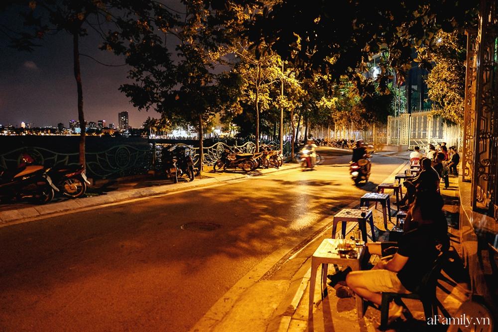 Chuyện đi chơi tối ở hồ Tây: Người ta đi quẩy lấy sang, còn đây là cách mà tôi đây đi quẩy chỉ mang trăm nghìn trong tay!-2