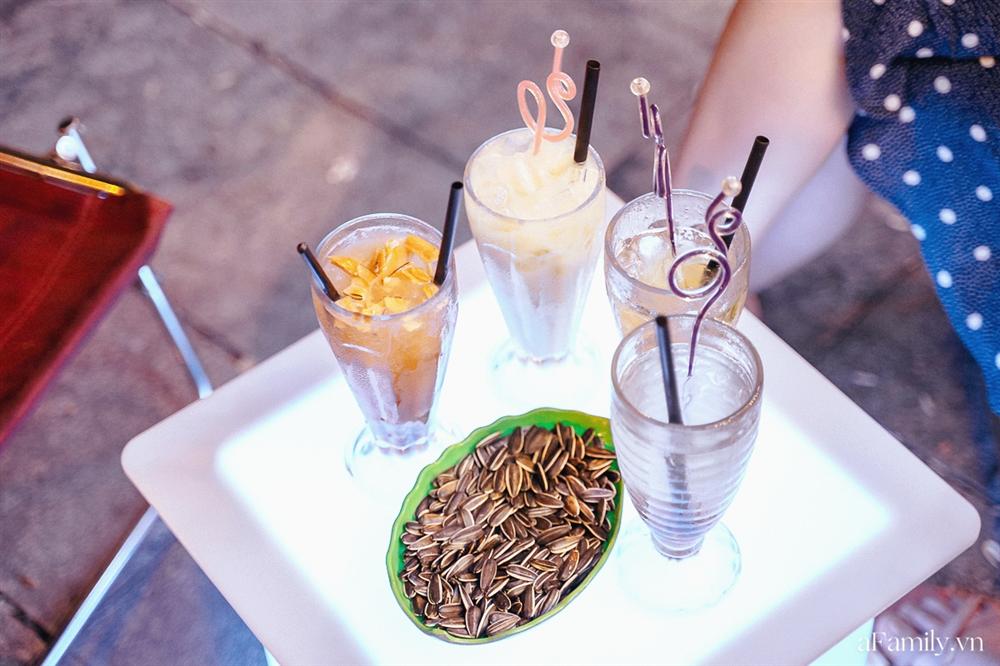 Chuyện đi chơi tối ở hồ Tây: Người ta đi quẩy lấy sang, còn đây là cách mà tôi đây đi quẩy chỉ mang trăm nghìn trong tay!-16