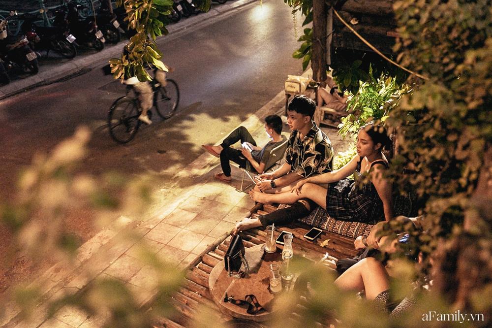 Chuyện đi chơi tối ở hồ Tây: Người ta đi quẩy lấy sang, còn đây là cách mà tôi đây đi quẩy chỉ mang trăm nghìn trong tay!-20