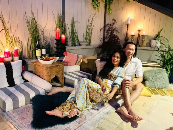 Không gian sân vườn nhỏ xinh như chốn cổ tích của ca sĩ Trúc Linh ở Mỹ-5