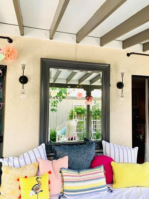 Không gian sân vườn nhỏ xinh như chốn cổ tích của ca sĩ Trúc Linh ở Mỹ-13