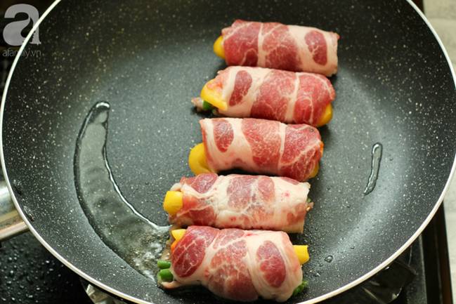 Lười tập luyện mà muốn vòng eo Ngọc Trinh thì tối chỉ ăn món thịt cuộn rau củ này thôi các mẹ nhé!-6