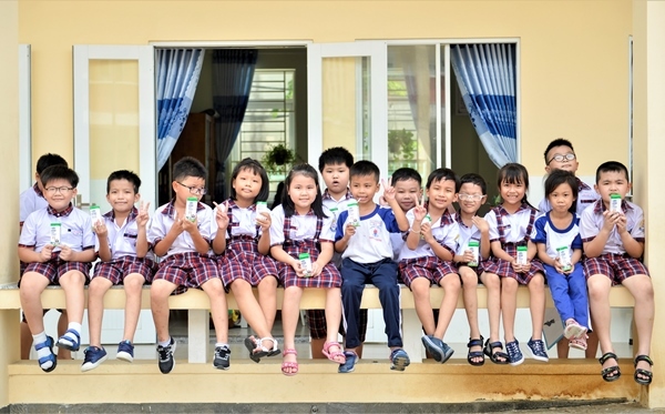 Cùng chương trình Sữa học đường TP.HCM mang đến niềm vui cho trẻ em-3