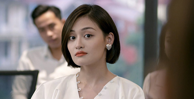 Cô Cám xấu tính trong Tình yêu và tham vọng: Style phim sang chảnh, phong cách ngoài đời còn sexy đốt mắt hơn gấp vạn lần-1