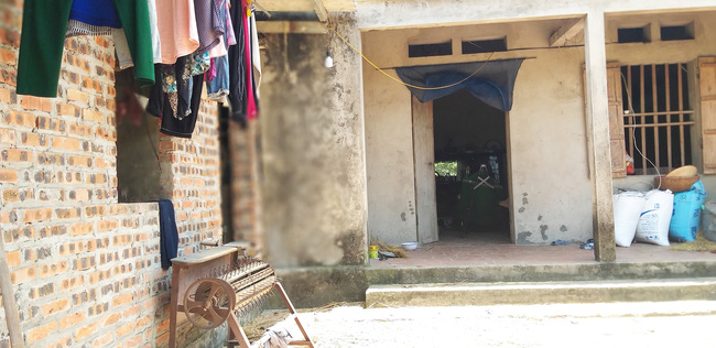 Tâm sự người mẹ già nuôi con gái 40 tuổi bị tâm thần, sinh con bất đắc dĩ sau vụ xâm hại: Có lẽ đó là duyên số, muốn tránh cũng đâu có được-1